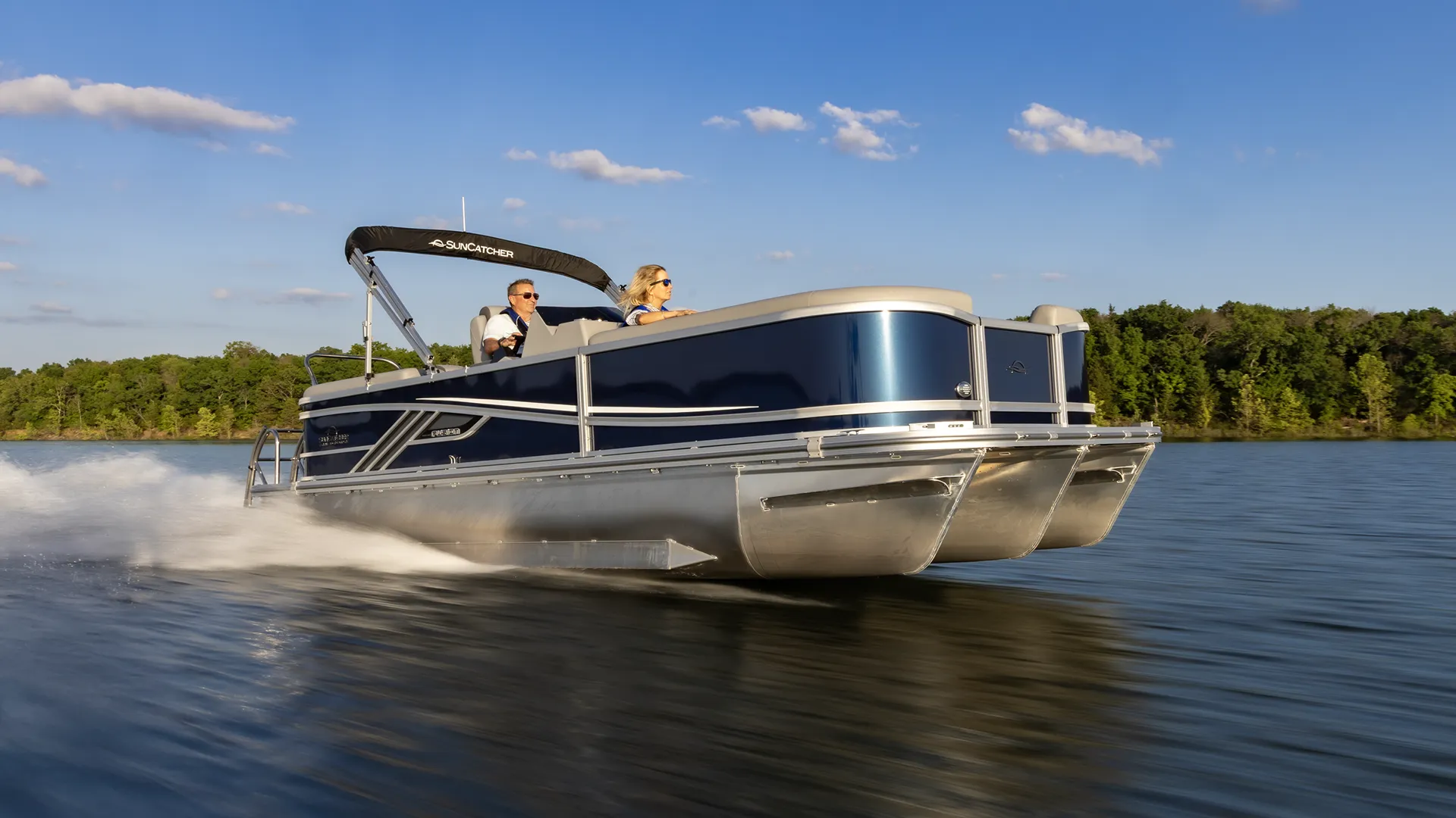 How to Match Your Pontoon Boat to Your Favorite Lake Activities